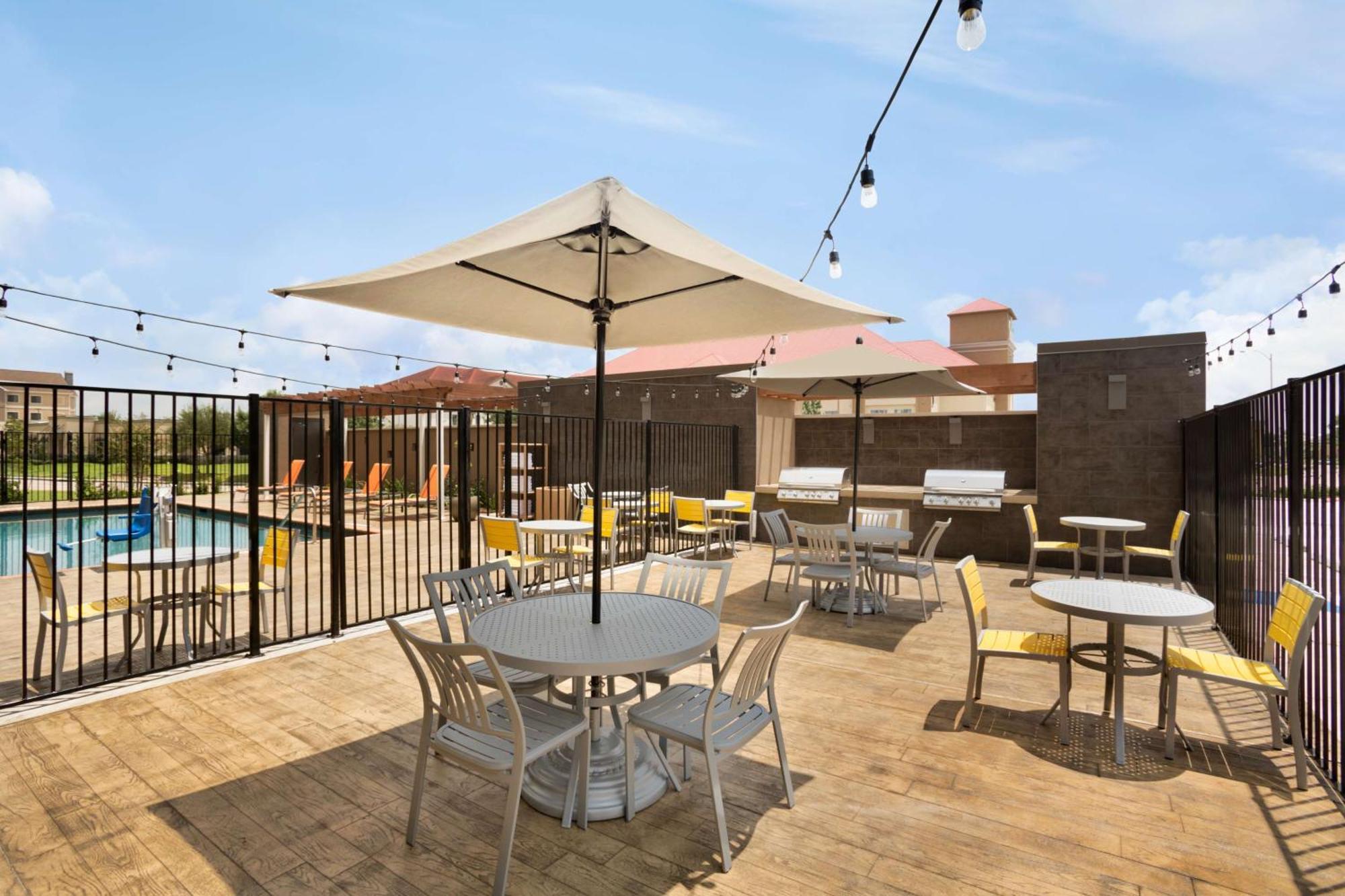 Home2 Suites By Hilton Houston וובסטר מראה חיצוני תמונה